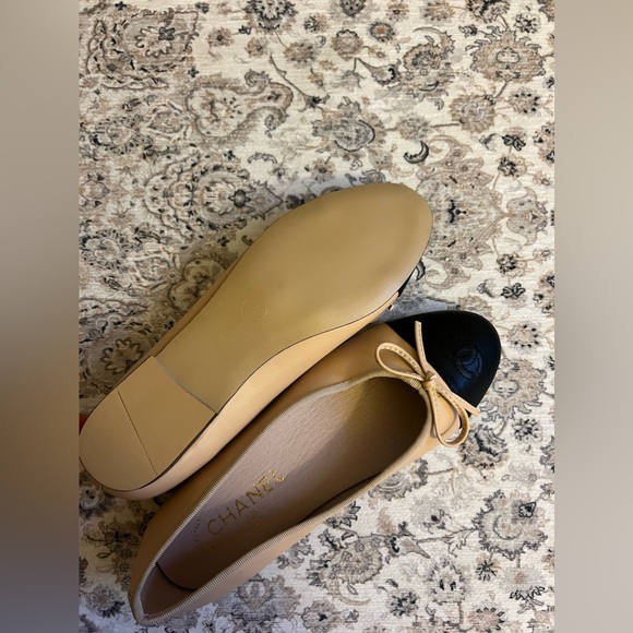 CHANEL ballerina flats cap toe - Picture 4 of 7
